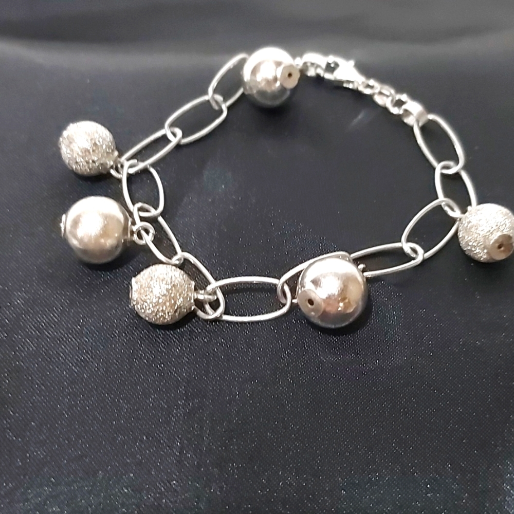 LOVELY ITALIAN SILVER BRACELET!